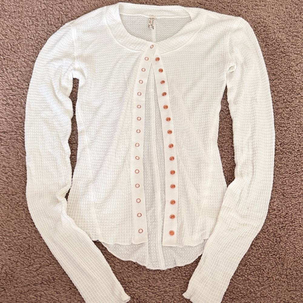 Free People White Button-Down Shirt with rose gold buttons Details